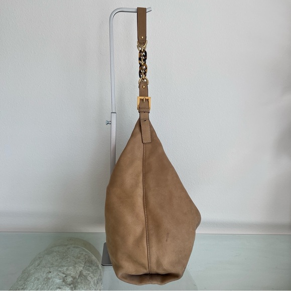 Fendi Mamma Baguette Suede Shoulder Bag – Tortoise & Gold Hardware - Picture 8 of 16